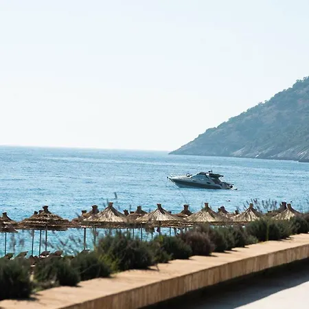 Sapphire Coast Appartement Palasë