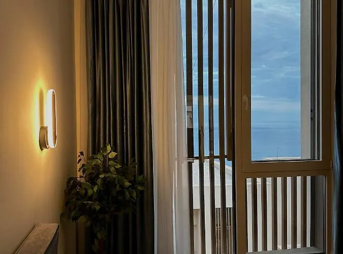 Sapphire Coast Palasë