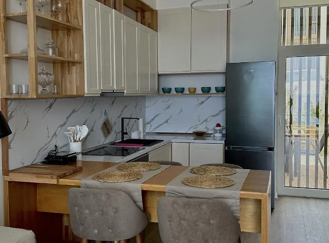 Sapphire Coast Palasë