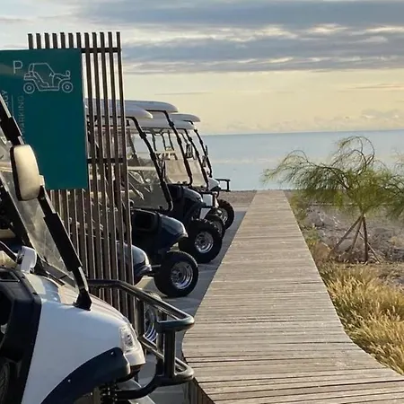 Sapphire Coast 아파트 팔라서